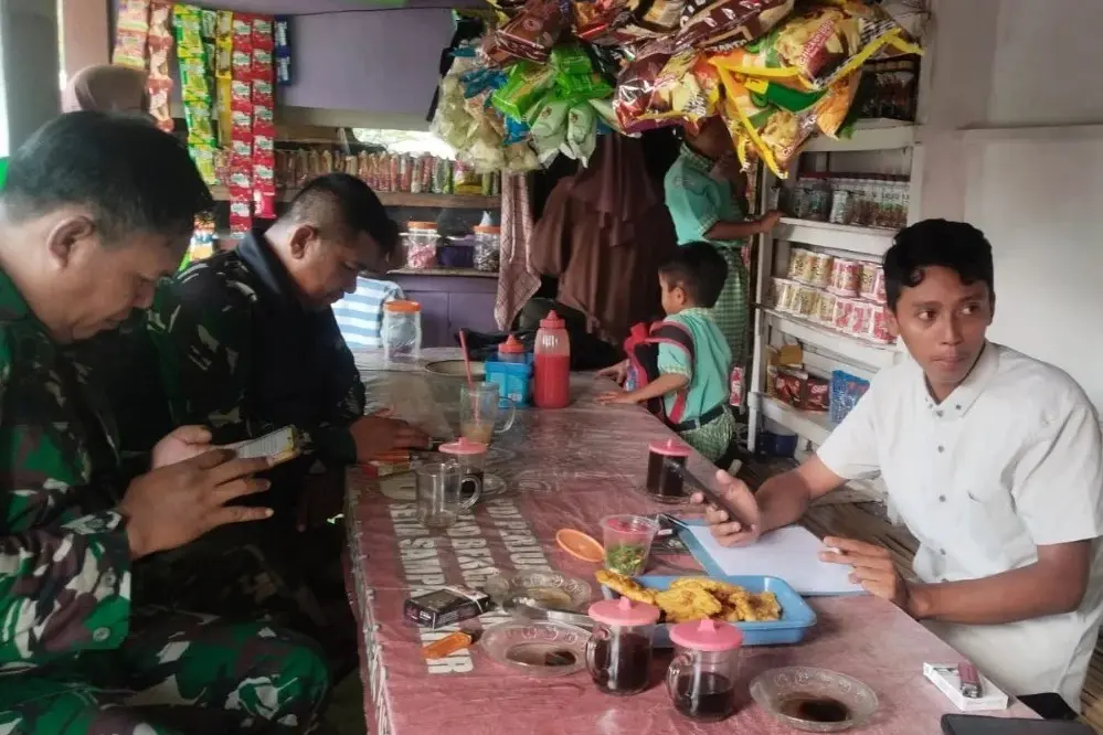 TMMD 128 Probolinggo Dongkrak Ekonomi Warga Desa Brabe, Warung dan Toko Lokal Ramai Pembeli
