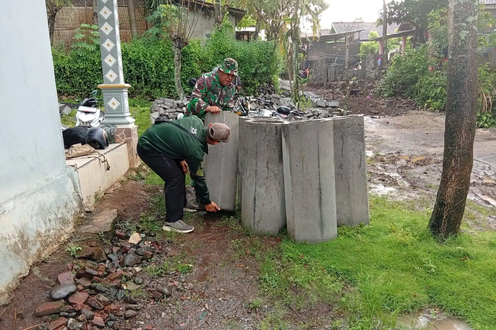 Buis Beton TMMD 128 di Dusun Klagin Capai 40 Persen, Warga Brabe Nantikan Akhir Genangan