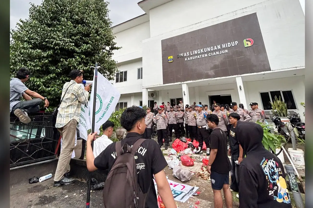 Cianjur Darurat Sampah, Mahasiswa Desak Evaluasi Total Dinas Lingkungan Hidup