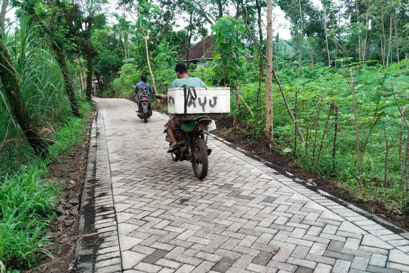 Jalan Baru TMMD 128 di Brabe Buka Mobilitas Warga, dari Anak Sekolah hingga Petani
