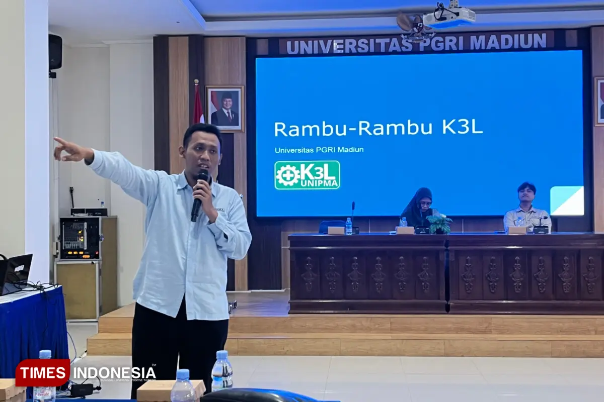 Latih Mahasiswa Gunakan APAR - 1