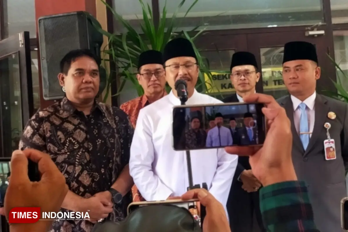 Gus Ipul dan Peran Operator Desa Menjaga Akurasi Data untuk Menghapus Kemiskinan