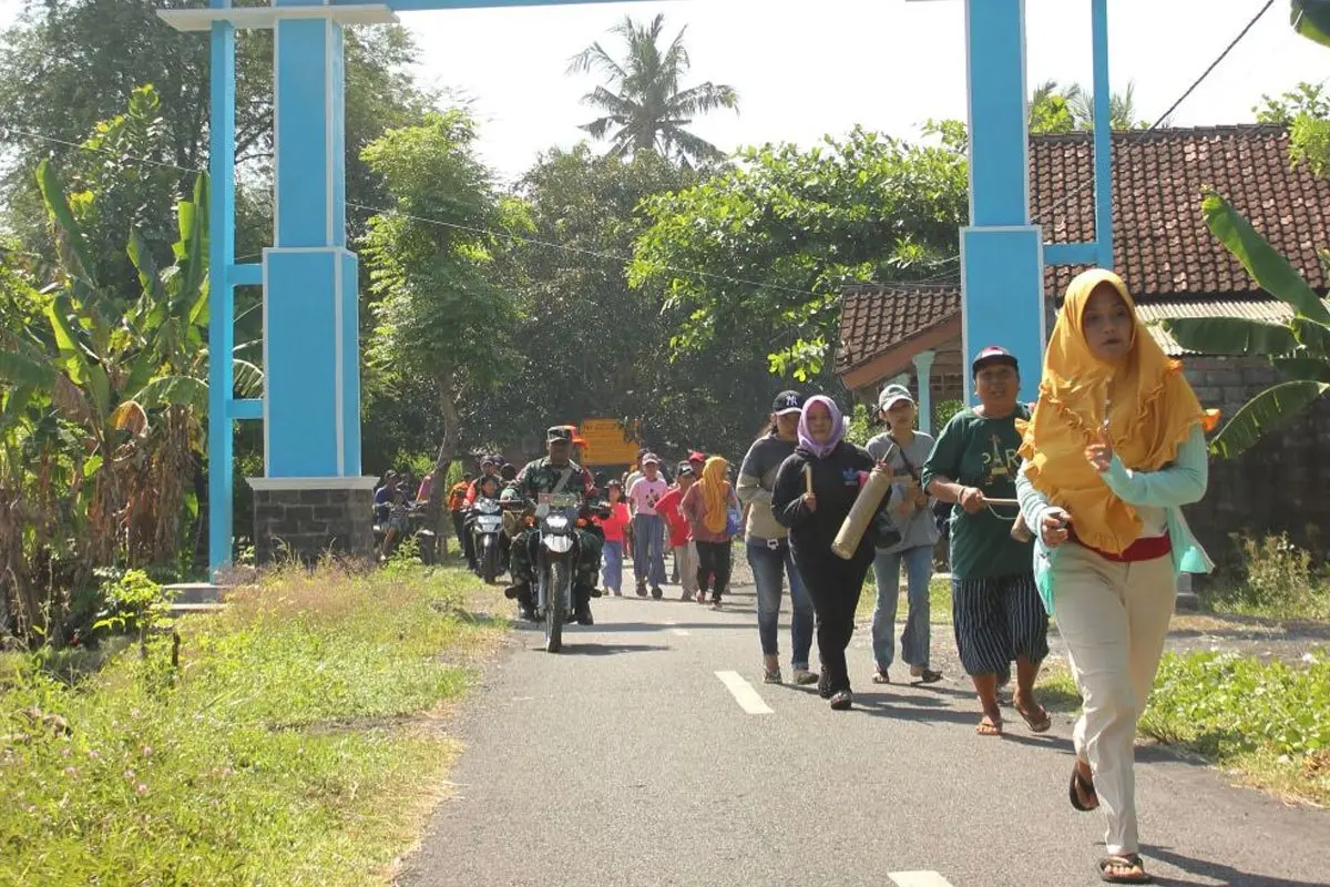 Peserta simulasi evakuasi mandiri tsunami 2