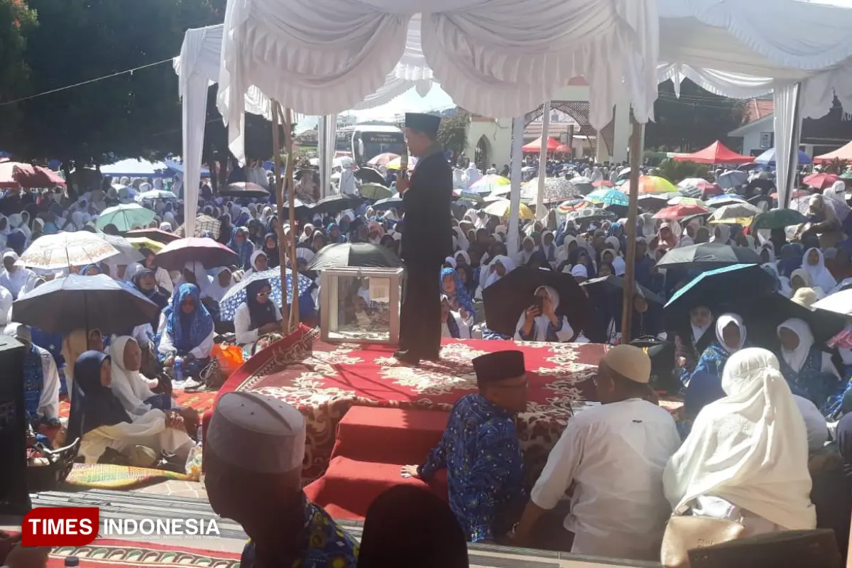 Ribuan Jemaah Hadiri Dakwah Wisata BKMT Sumbar di Alahan Panjang