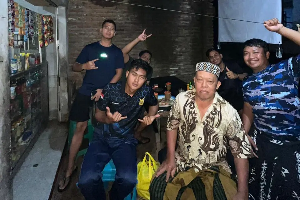 Komsos Malam TMMD 128 Probolinggo, Pos Ronda Jadi Ruang Transparansi Pembangunan