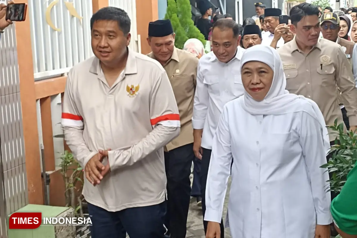 Menteri PKP Maruarar Sirait Bedah Rumah Warga Wonokusumo Surabaya