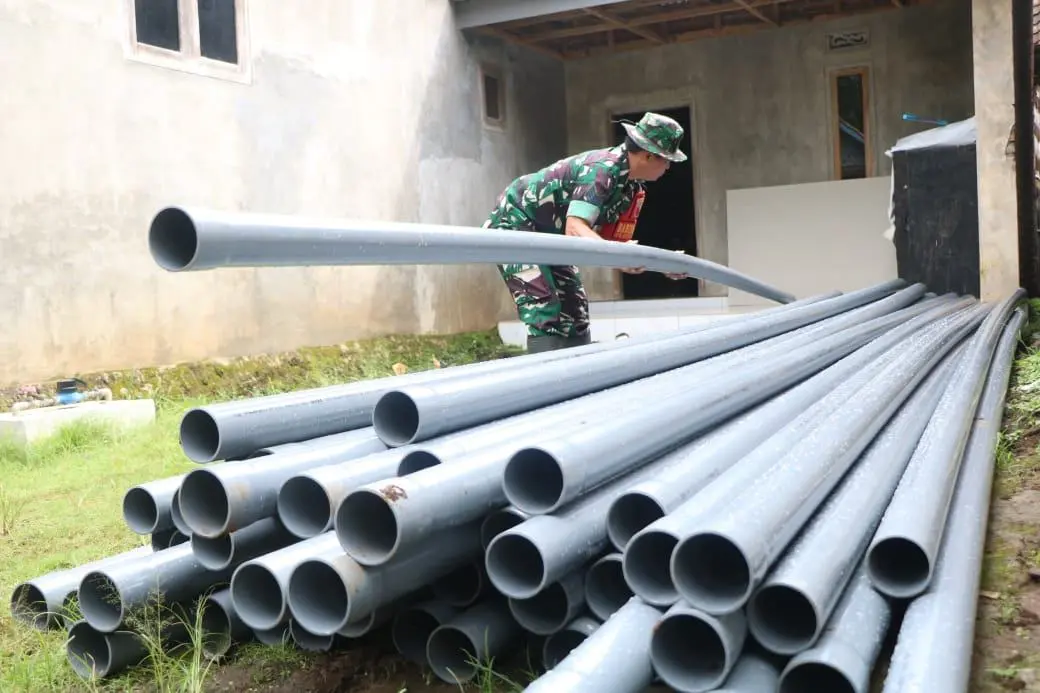 Wujudkan Akses Air Bersih, Satgas TMMD Ke-128 Kodim 0820 Probolinggo Kerja Bertahap di Jalur Ekstrem Tiris