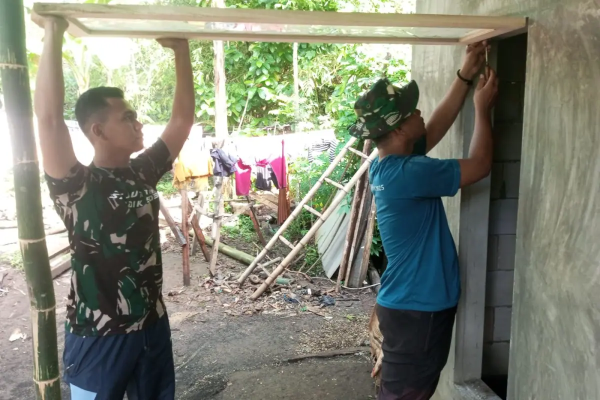 RTLH Bu Rikso di Brabe Capai 75 Persen, TMMD 128 Probolinggo Ubah Rumah Rapuh Jadi Layak