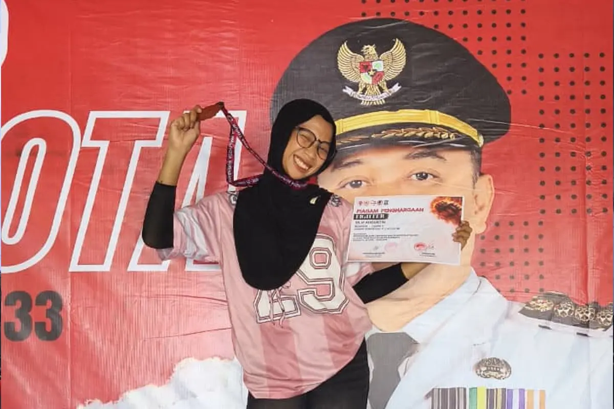 Mahasiswi UMAIN Raih Juara 3 Stand Fight Jatim di Surabaya