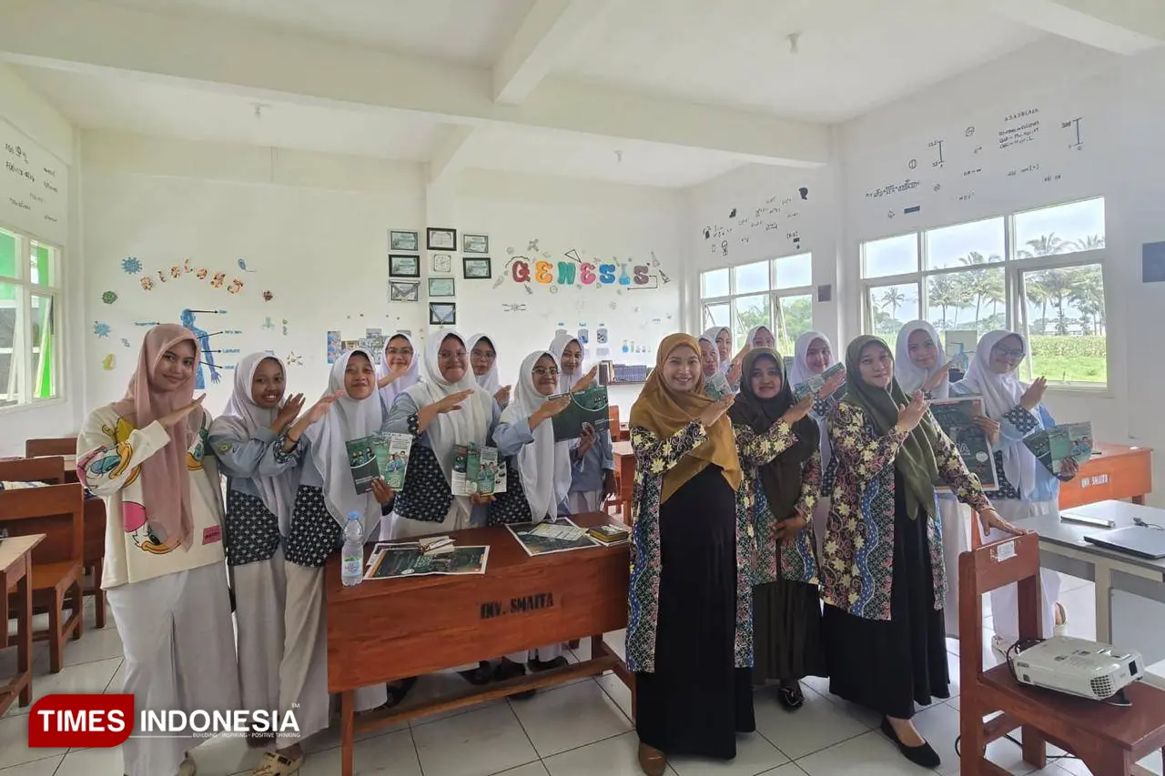 Roadshow ke Sekolah di Malang Raya, Tim Dosen FIA UNISMA Padukan Sosialisasi Kampus Interaktif
