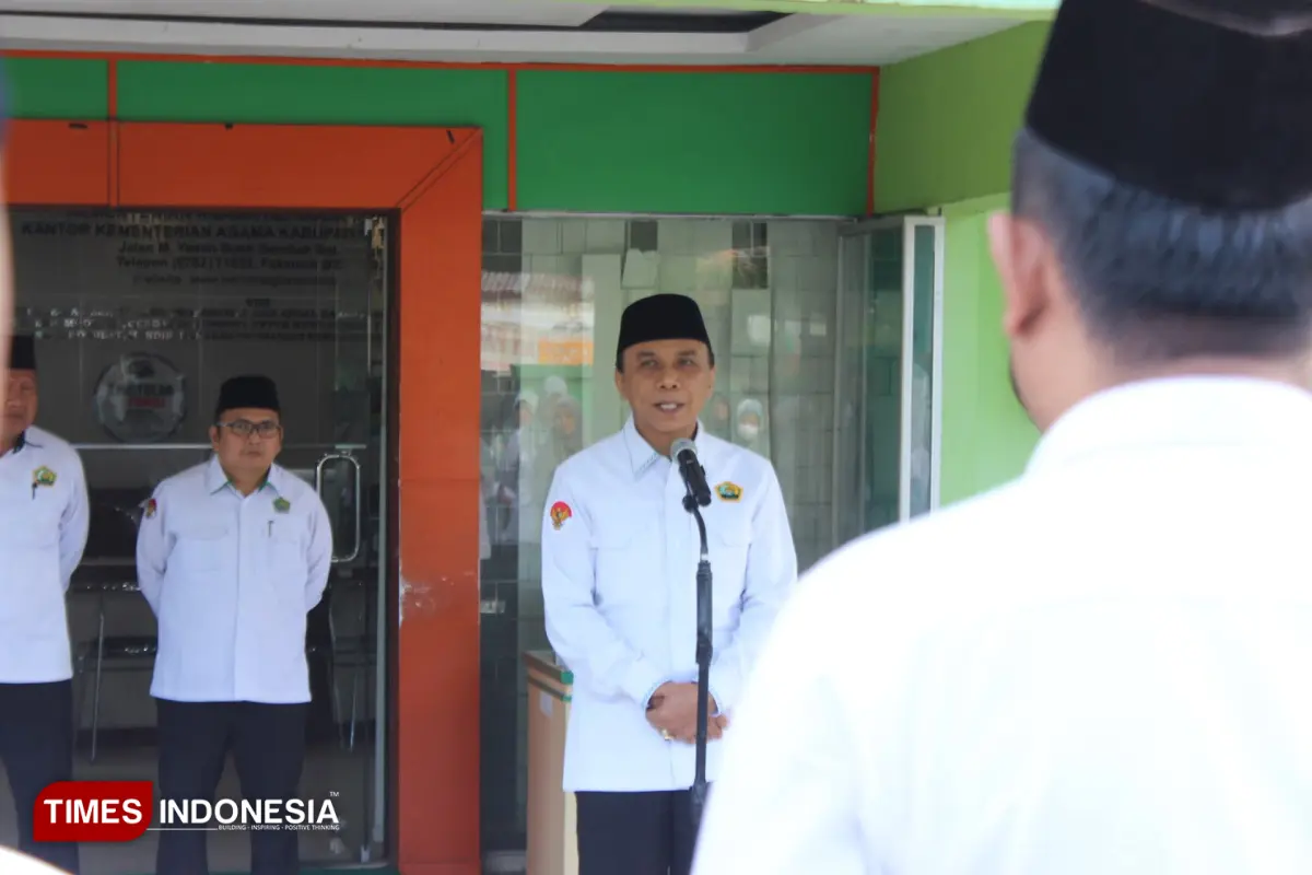 Apel Perdana, Kakan Kemenag Tanah Datar Tekankan Pelayanan Prima dan Perubahan Positif