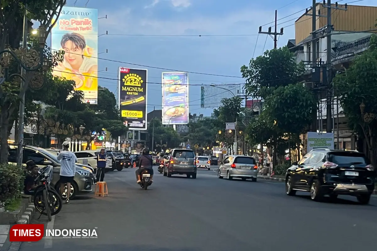 Jukir Liar Getok Parkir di Kayutangan Malang Rp25 Ribu Kini Diburu Polisi