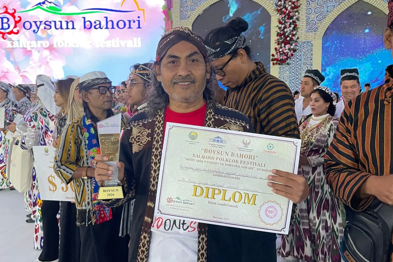 Ki Ageng Ganjur dapat Penghargaan Dunia di Festival Boysun Bahori Uzbekistan