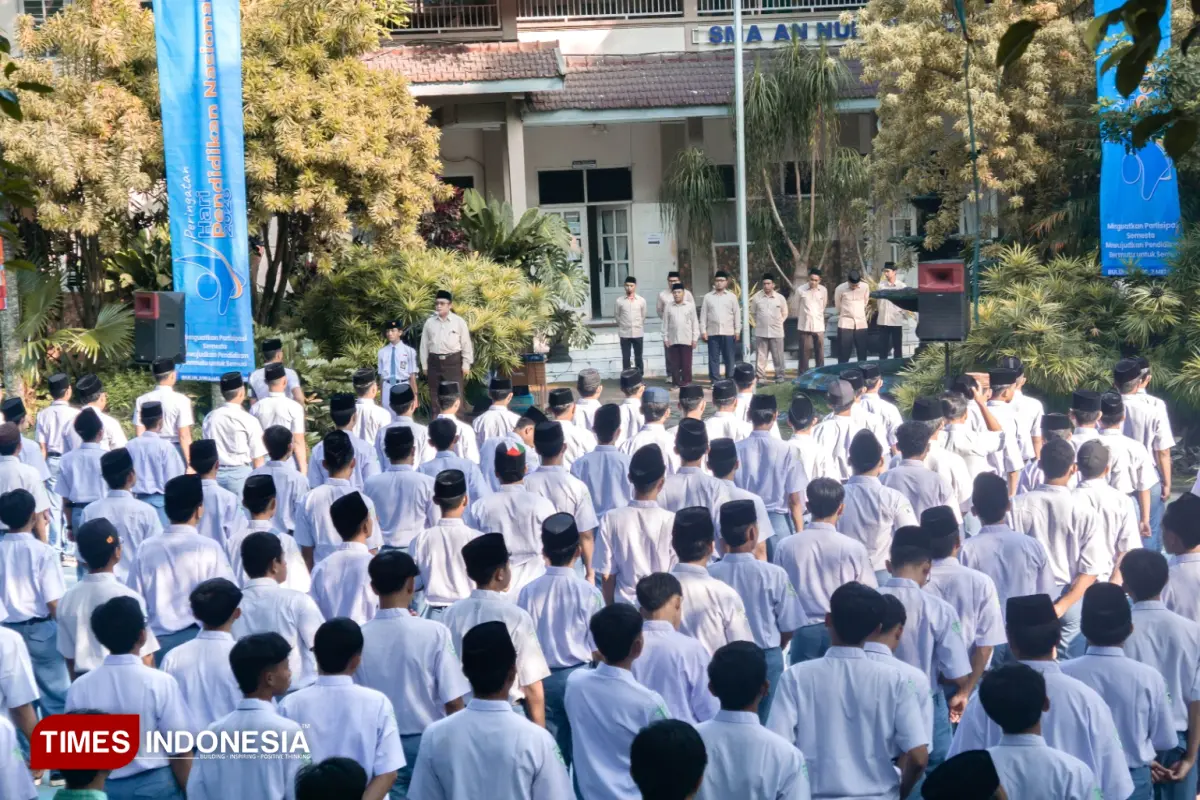 Rayakan Hardiknas, SMA An Nur Malang Menyalakan Semangat Ki Hajar Dewantara