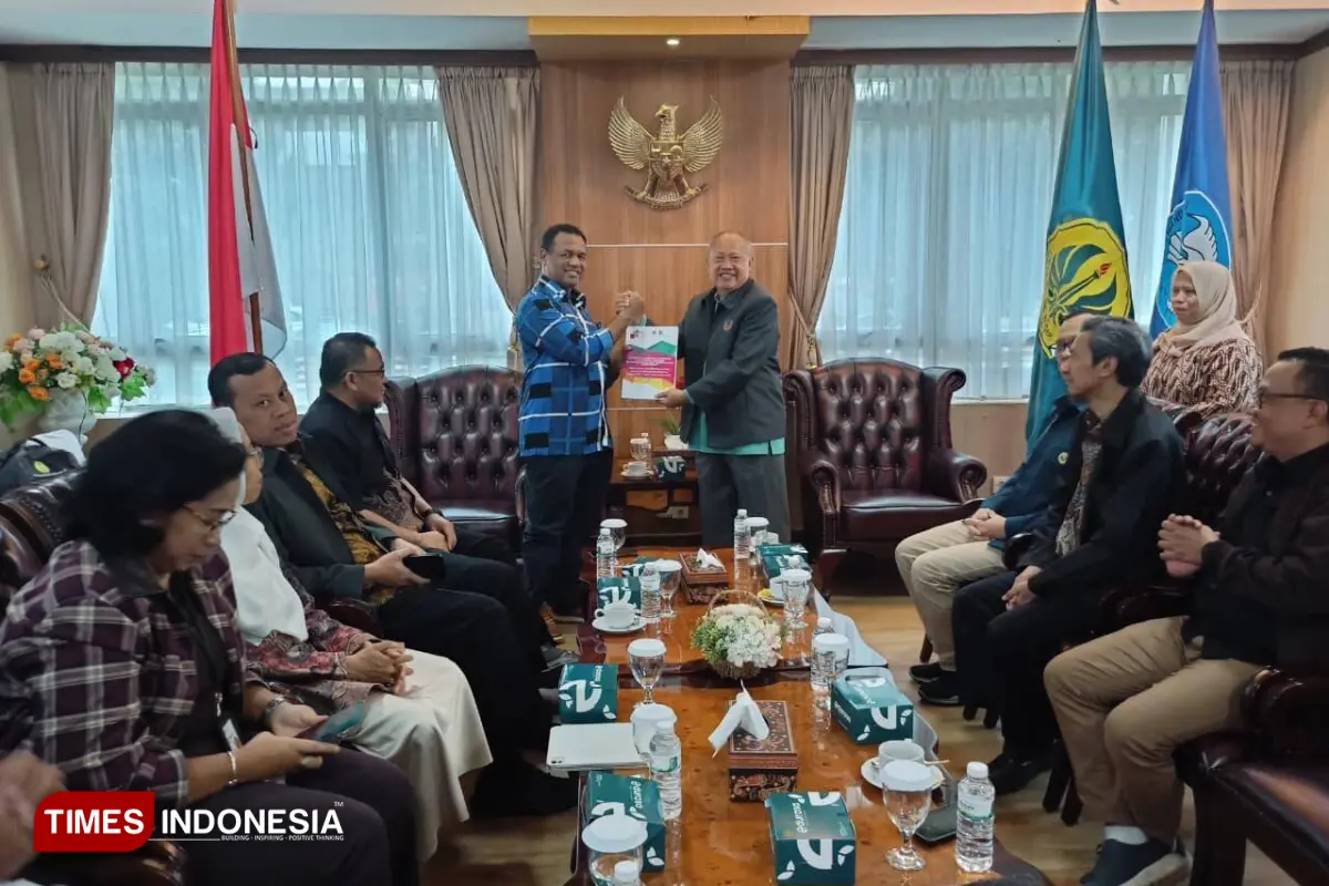 Bupati Mappi Bangun Masa Depan Masyarakat Melalui Pendidikan di UNJ