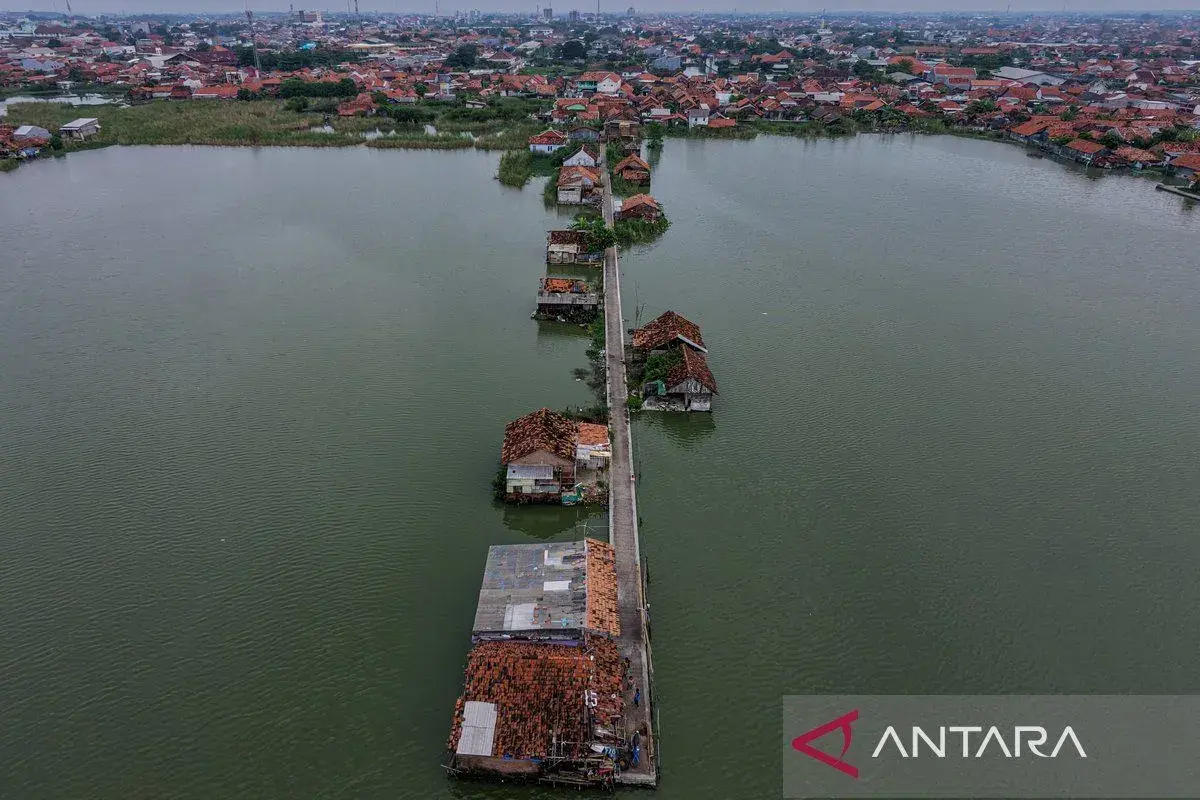 Mendiktisaintek Dorong Perguruan Tinggi Perkuat Riset untuk Proyek Giant Sea Wall Pantura