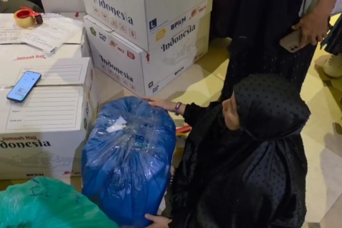 Ini Alasan Jemaah Pilih Kirim Oleh-oleh Haji Melalui Kargo Haji Pos Indonesia
