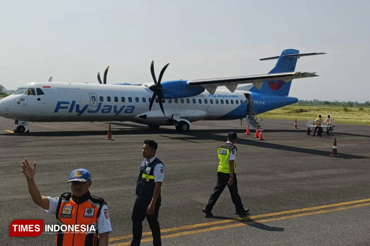 Harga Tiket Pesawat Fly Jaya Rute Jember-Jakarta Turun, Berapa?