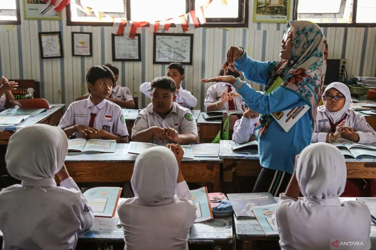Kabar Guru Non-ASN Dirumahkan 2027, Ini Penjelasan Kemendikdasmen