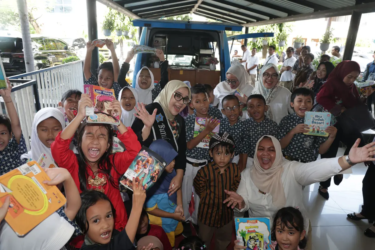Program CERIA Jadi Strategi Surabaya Perkuat Bonding Keluarga dan Literasi Anak