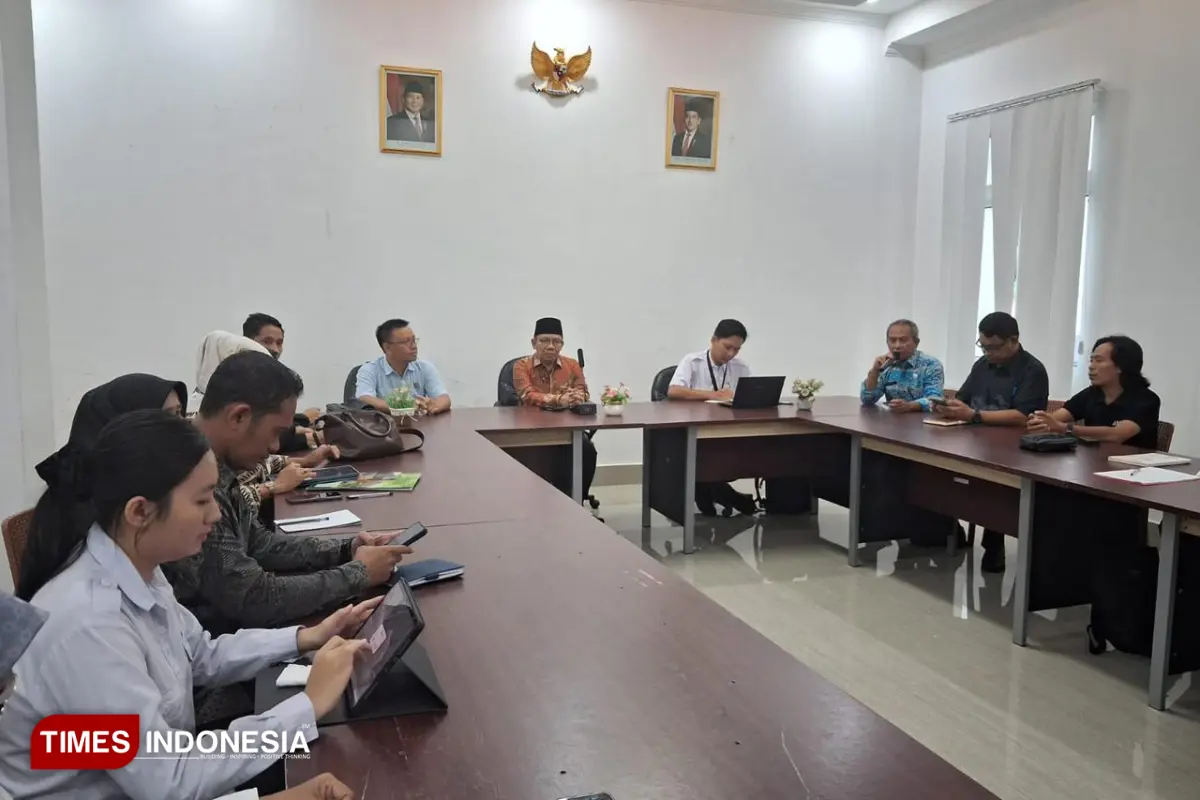 Bupati KLU Najmul Akhyar