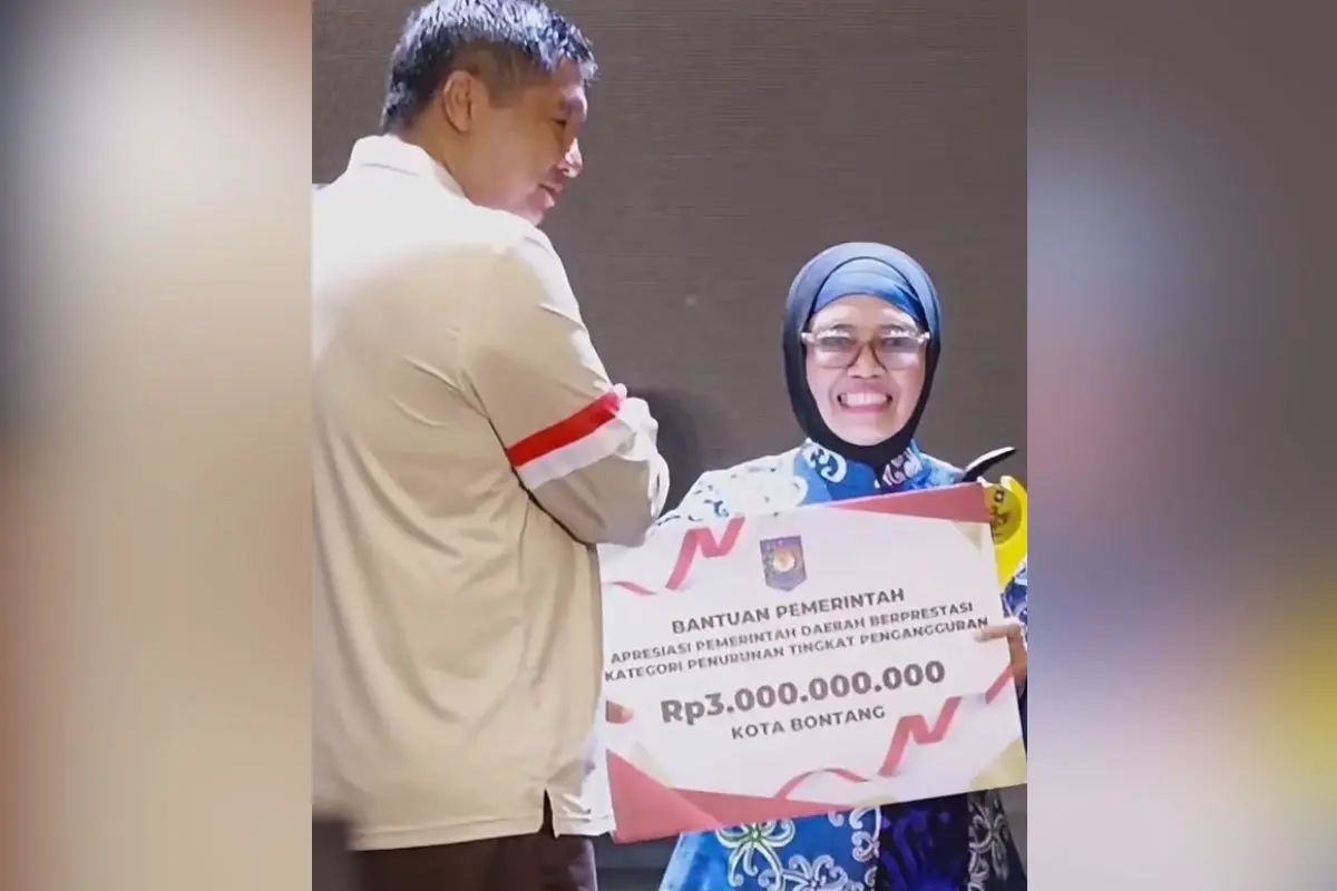 Pemkot Bontang Raih Penghargaan Terbaik Kategori Penurunan Tingkat Pengangguran 2026