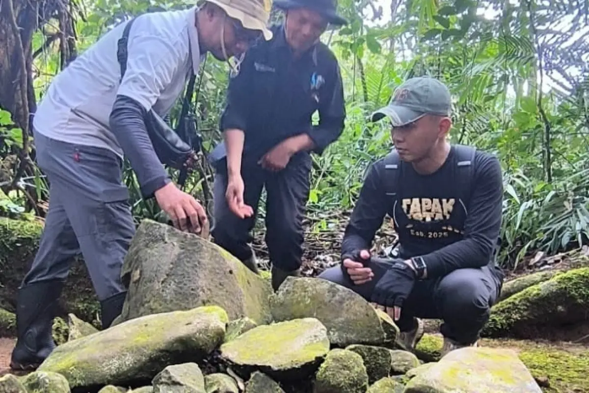 Gunung Ageung di Majalengka Simpan Jejak Peradaban Kuno, Simpan 15 Situs Megalitikum
