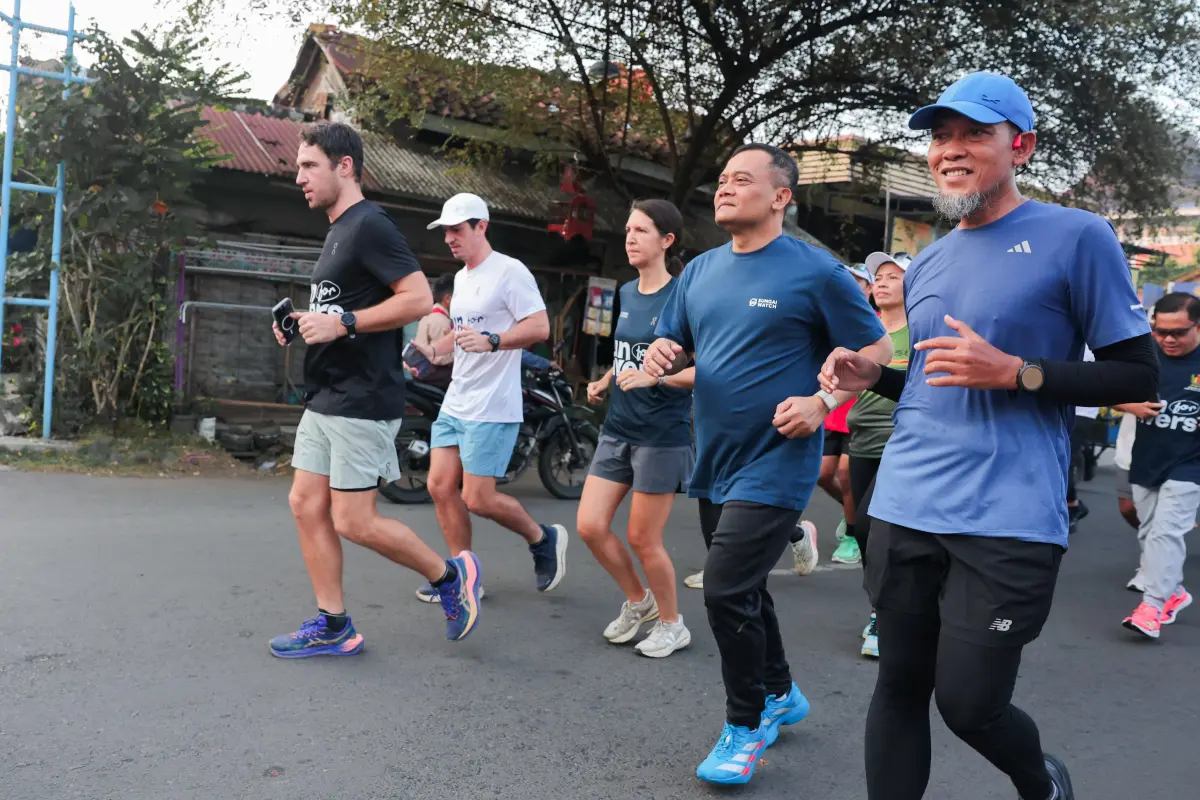 Gubernur Jateng Turun ke Sungai, Ajak Warga Perangi Sampah lewat Gerakan Run for Rivers
