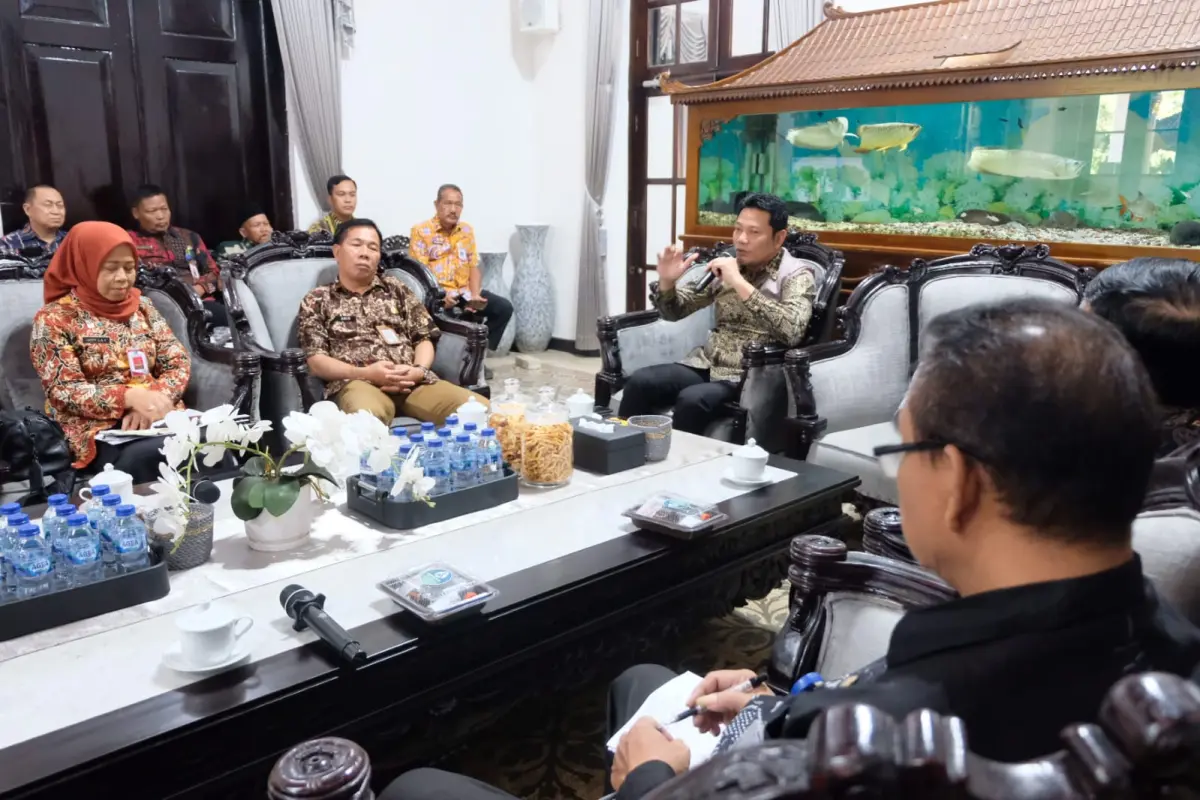 Bupati Sidoarjo Benahi Pasar Tradisional, Mulai Infrastruktur hingga WiFi Gratis