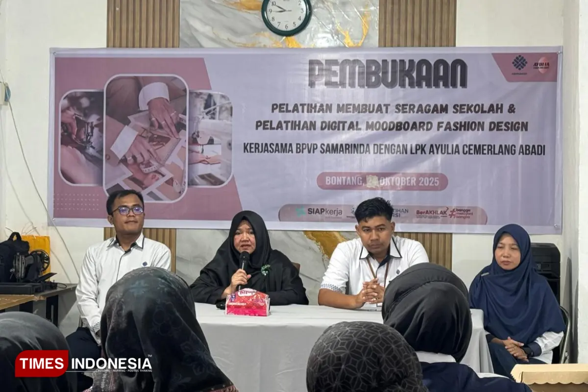 Penuhi Program Seragam Sekolah Gratis, Aulia Cemerlang Abadi Latih Menjahit Berbasis Kompetensi
