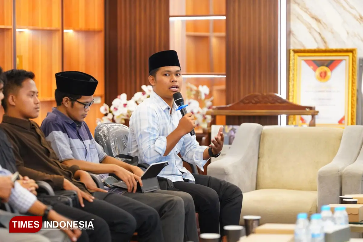 Wali Kota Probolinggo Temui Mahasiswa, Enam Tuntutan PMII dan BEM Dibahas dalam Audiensi