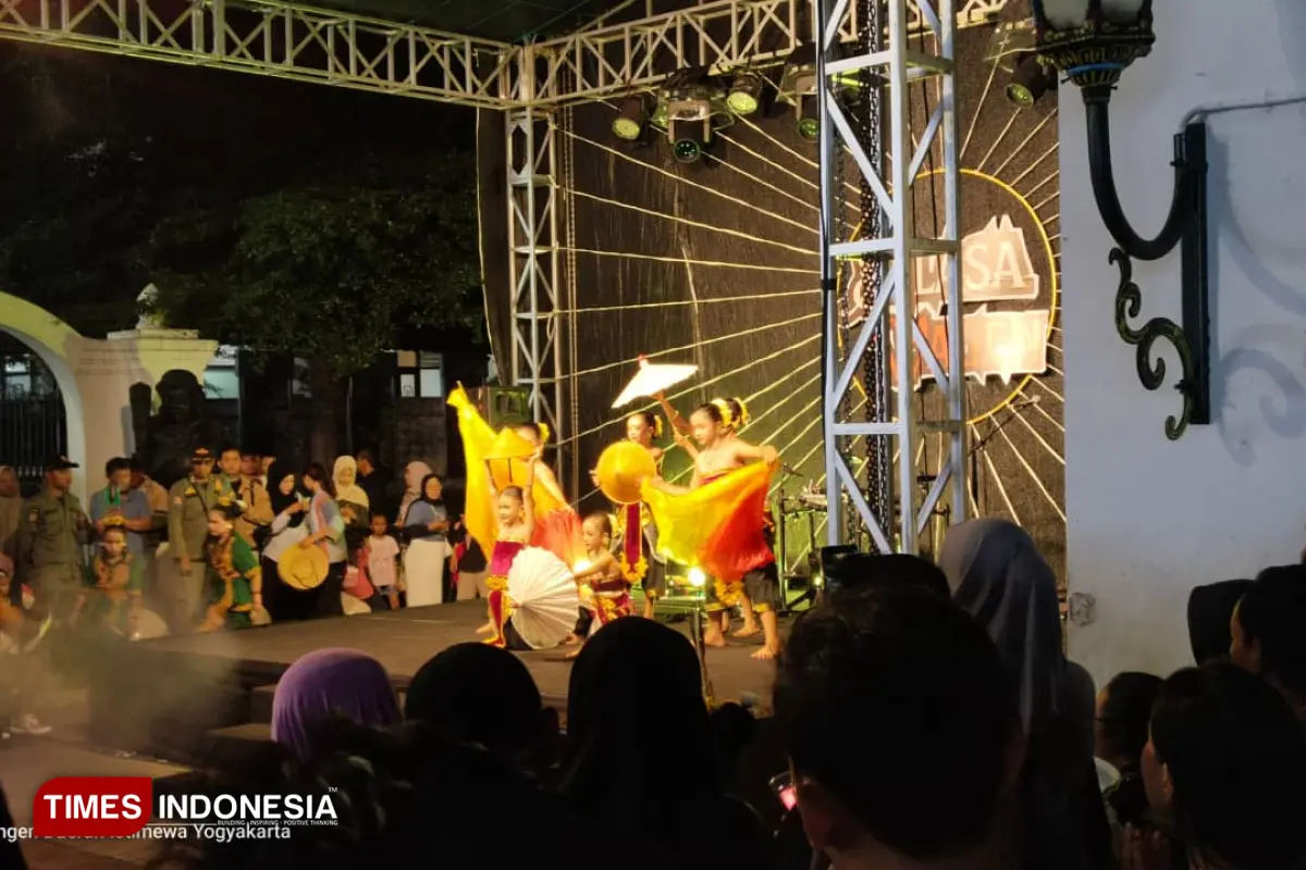 Selasa Wagen Malioboro 2026, Ribuan Wisatawan Nikmati Seni dan Suasana Bebas Kendaraan