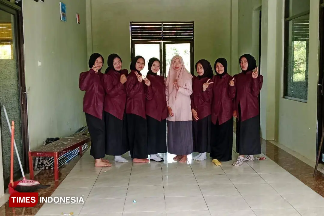 Karya Memukau Siswi Tata Busana SMA Islam An-Nuuru Tirtoyudo, Bukti Kreativitas Siap Bersaing di Dunia Fashion