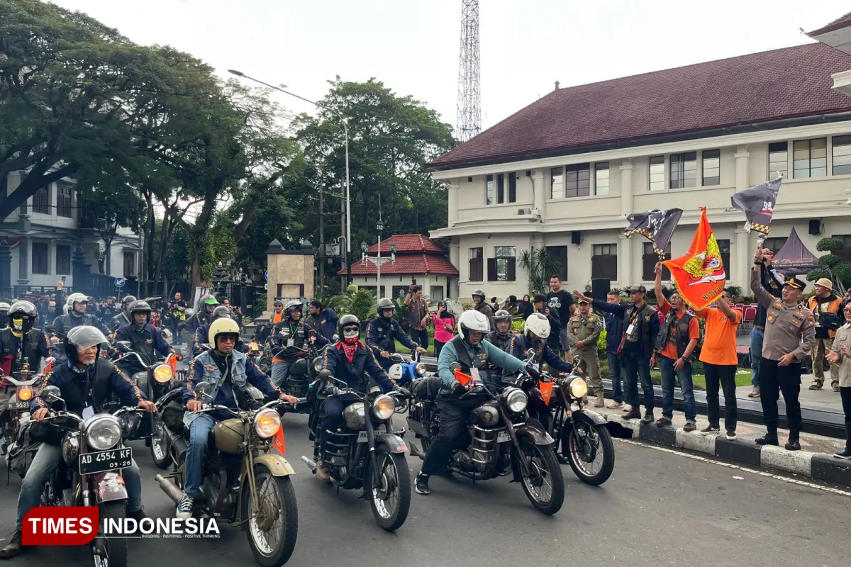 Heritage Kota Malang Jadi Daya Tarik, Ratusan Motor Antik Mancanegara Mengaspal