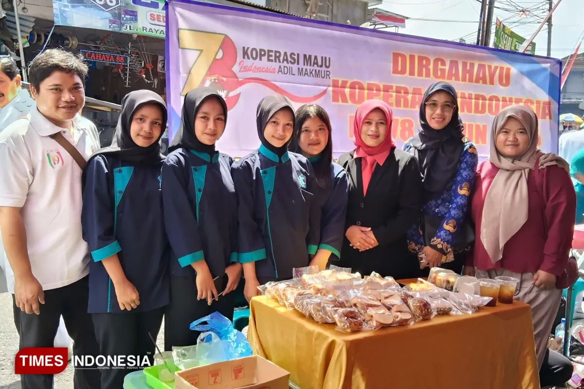 SMKN di Kabupaten Malang Raih Award Omzet Inkubator Bisnis Dindik Jatim