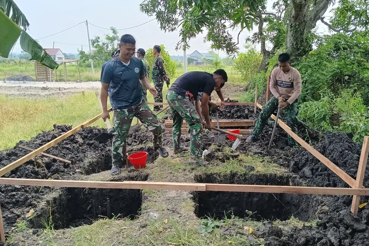 TMMD 128 Gresik Bangun Tandon Air, Perkuat Irigasi Sawah Desa Slempit