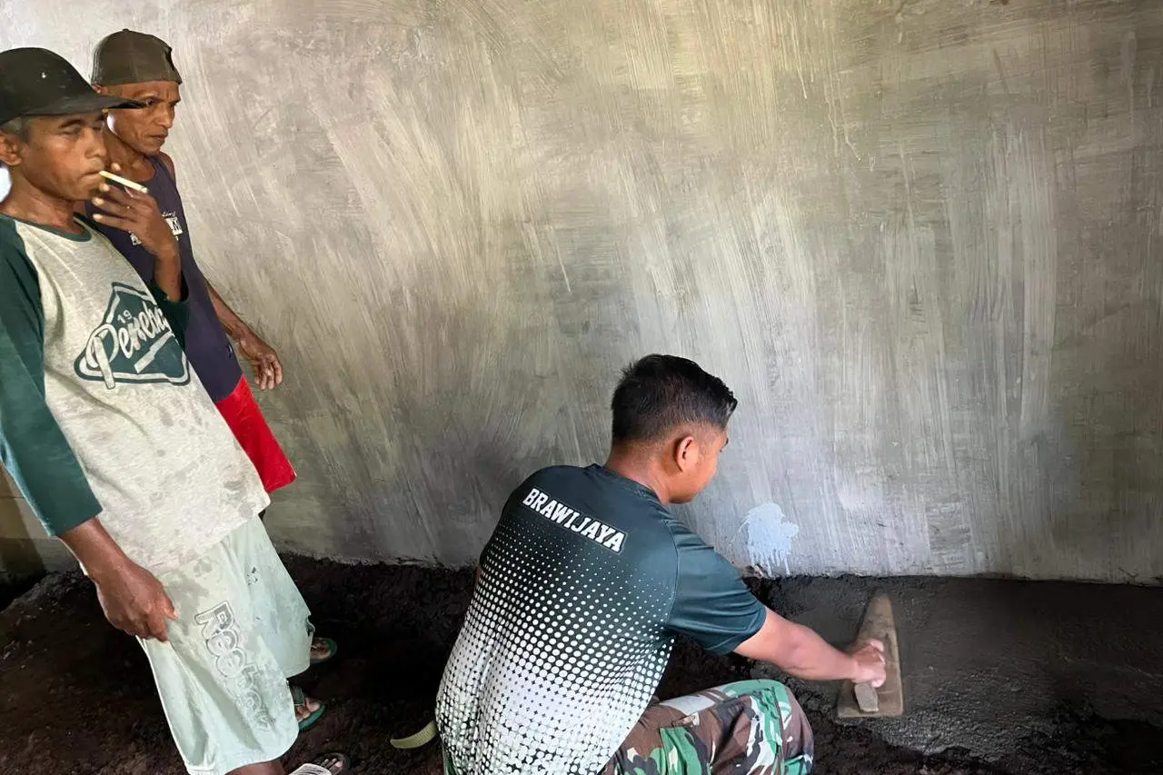 TMMD 128 Probolinggo Wujudkan Rumah Layak untuk Sayani, Progres 90 Persen