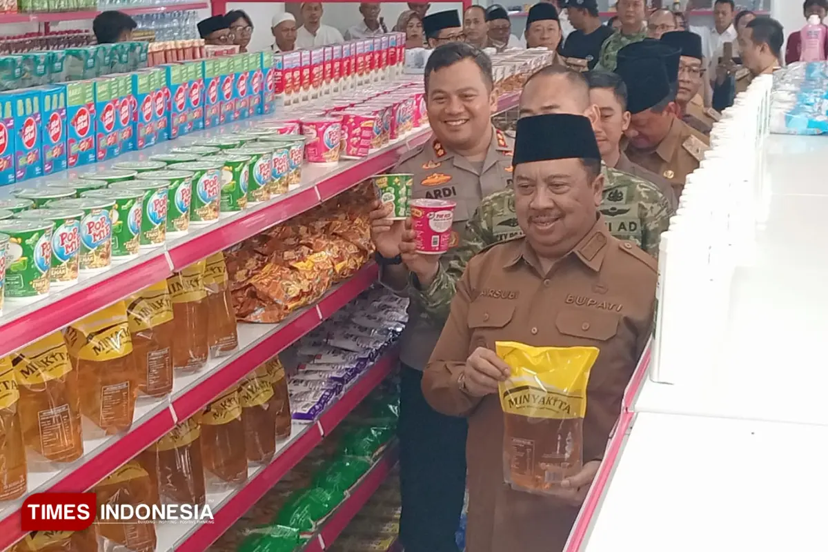 Bupati Warsubi Resmikan Koperasi Merah Putih di Jombang, Prabowo Sebut Tonggak Ekonomi Desa Nasional