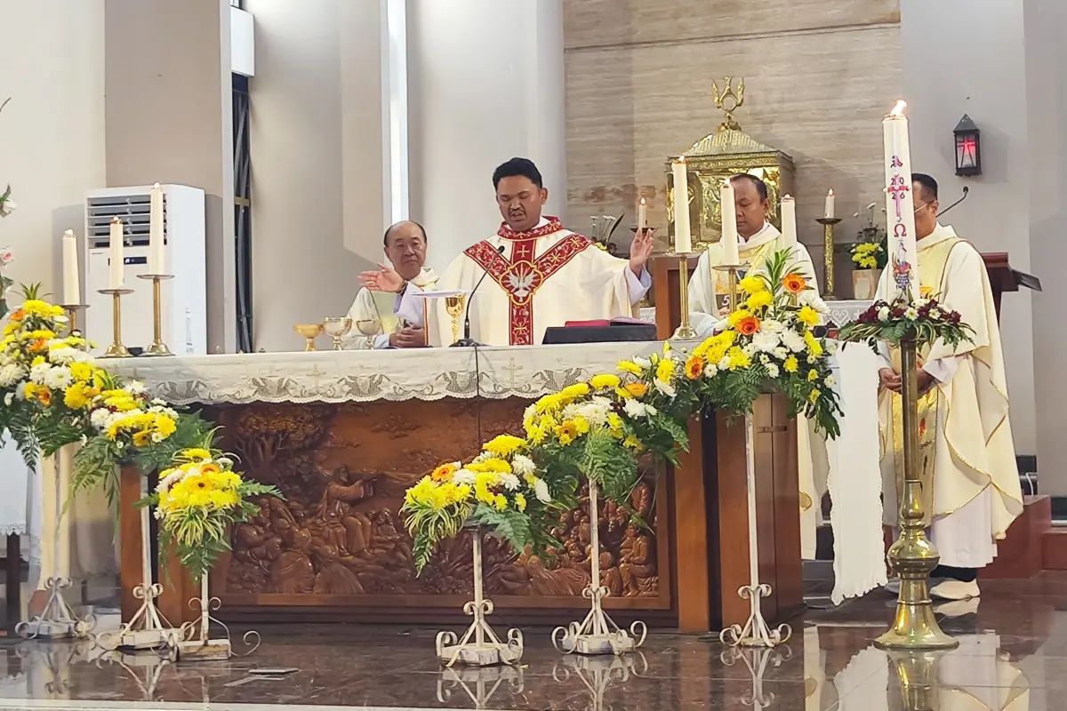 Misa Perdana RD Gendhis Permiro di Paroki Langsep, Fokus Rangkul Anak Muda Kembali ke Gereja