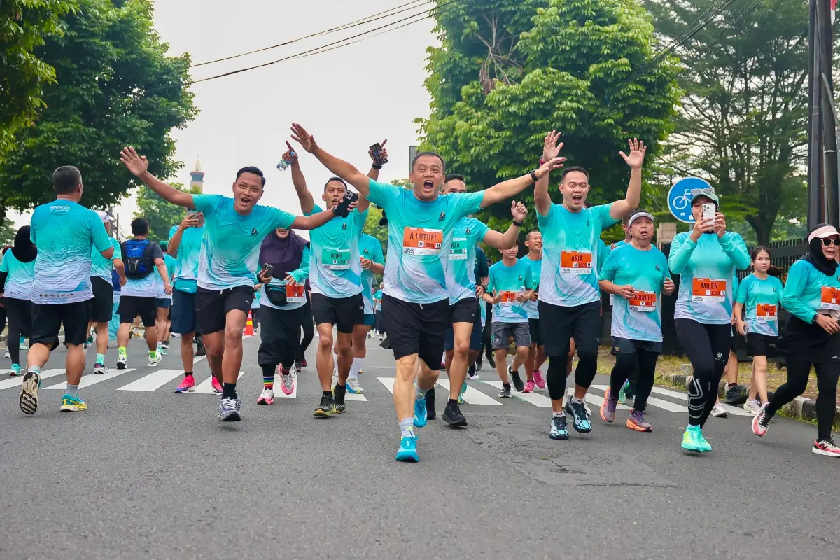 medali usai finish 2