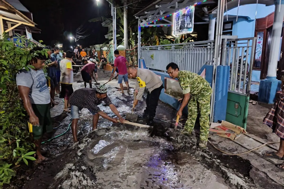 Kerja Bakti TMMD 128 Probolinggo Hidupkan Semangat Gotong Royong di Desa Brabe