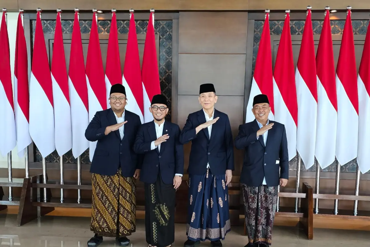 Terbang ke Saudi, Wamenhaj Minta Jemaah Jaga Kesehatan dan Laporkan Pungutan Oknum