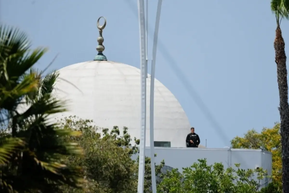 Teror di Masjid San Diego, Tiga Jemaah Tewas dan Dua Pelaku Bunuh Diri