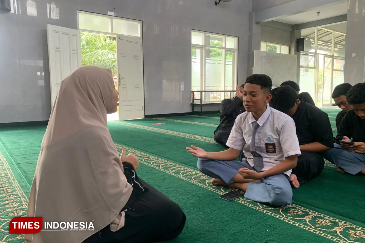 PEM Gondanglegi Berikan English Camp Bagi Santri, Tingkatkan Kemahiran Berbahasa Inggris