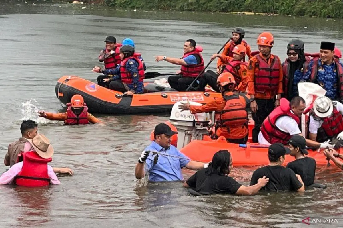 Pemkab Bogor Olah Ratusan Kilogram Ikan Sapu-Sapu Jadi Pupuk Organik