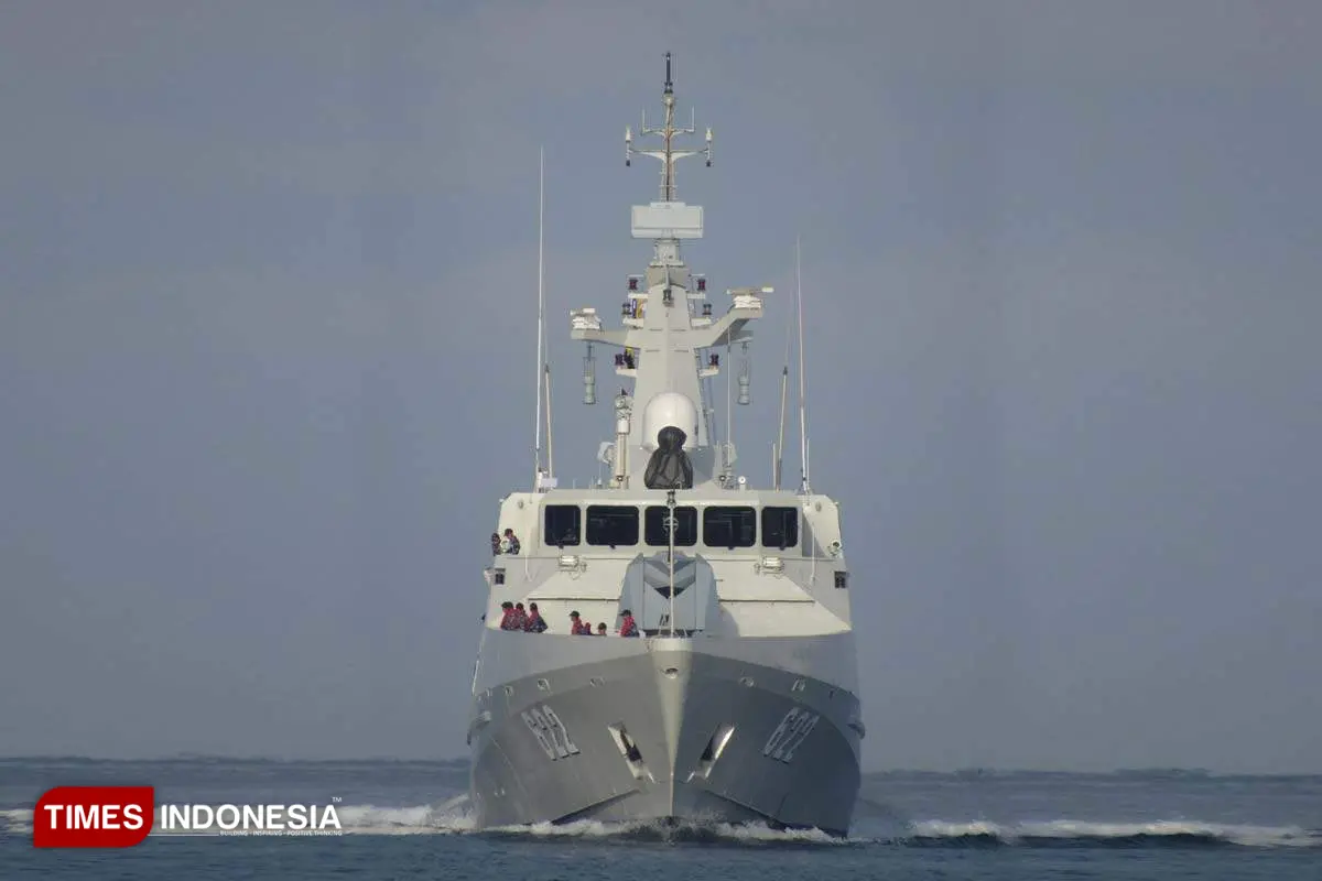 KRI Belati-622 Sandar di Pulau Morotai, BI dan TNI AL Ajak Siswa Cinta Rupiah