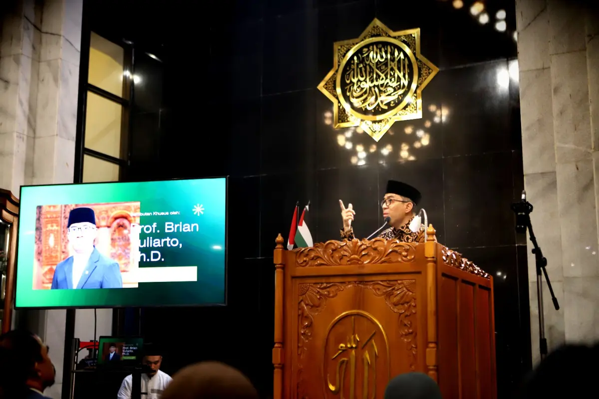 Kuliah Subuh di UB, Mendiktisaintek Ajak Perbanyak Amal di Awal Dzulhijjah