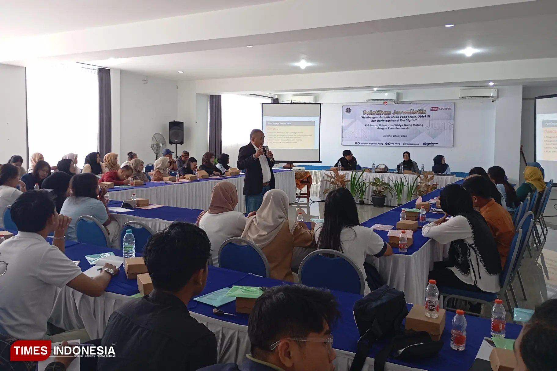 Pelatihan jurnalistik UWG - 2