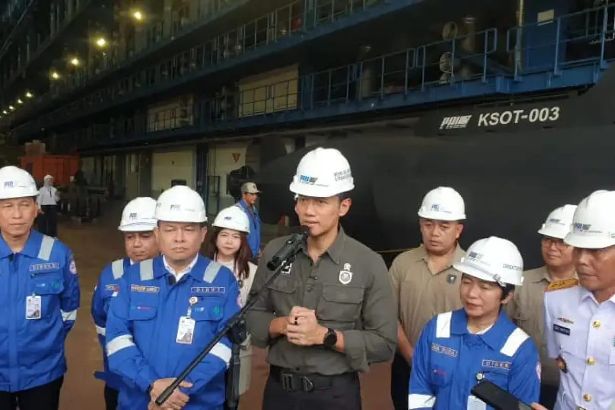 Sambangi PT PAL Surabaya, Menko AHY Dorong Akselerasi Alutsista dan Kemandirian Maritim Global