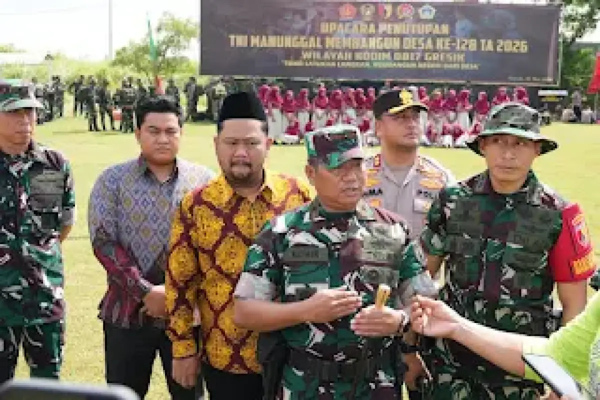 TMMD 128 Gresik Resmi Ditutup, Danrem 084 Bhaskara Jaya Tekankan Semangat Gotong Royong